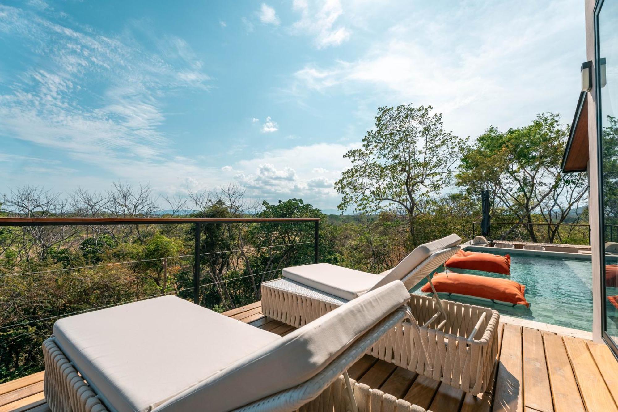 Отель Alaya Yoga & Surf & Retreat Плайя-Венао Экстерьер фото